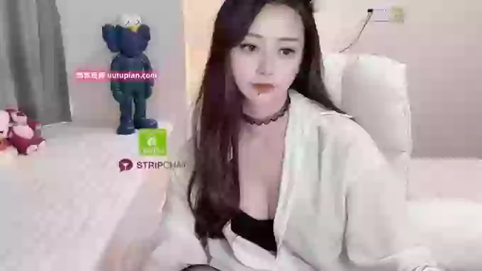 Naomi--18