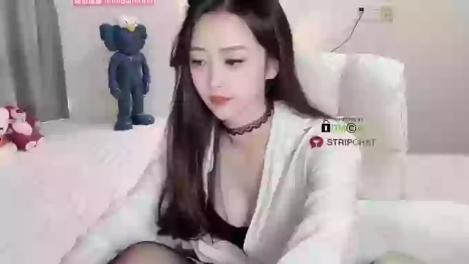 Naomi--18