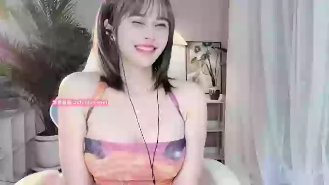 Ella_CC