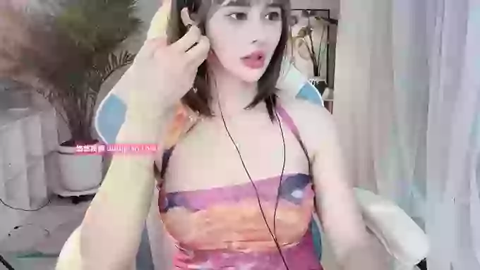 Ella_CC
