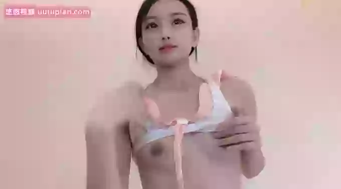V_Vicky