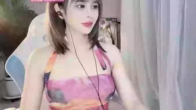 Ella_CC