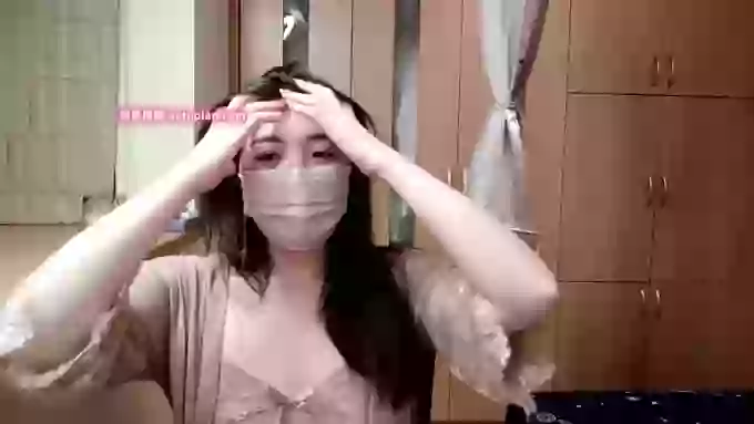 whitecatwoman