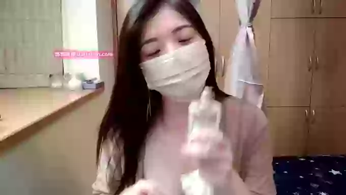 whitecatwoman