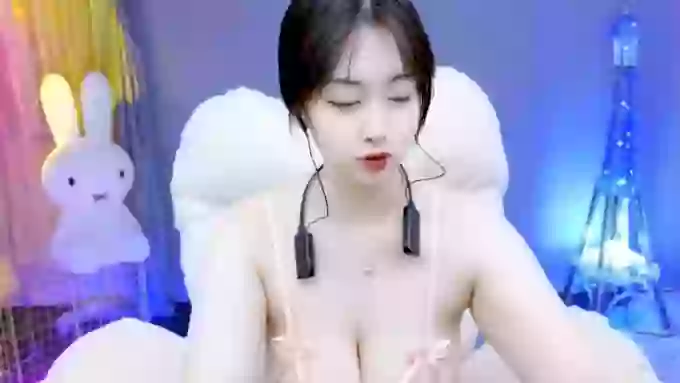 Rachel_TongTong