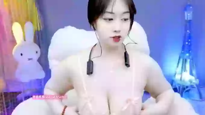 Rachel_TongTong