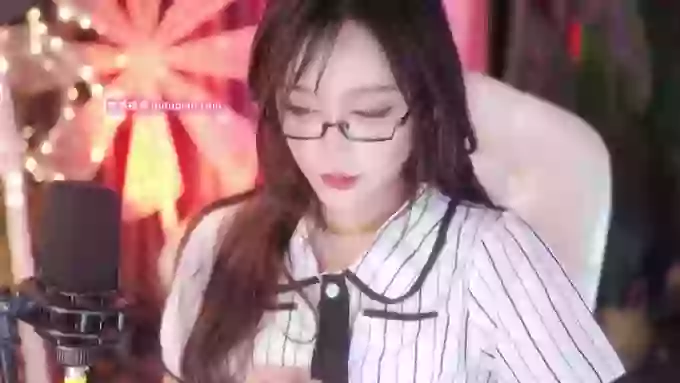 charming_NaNa21