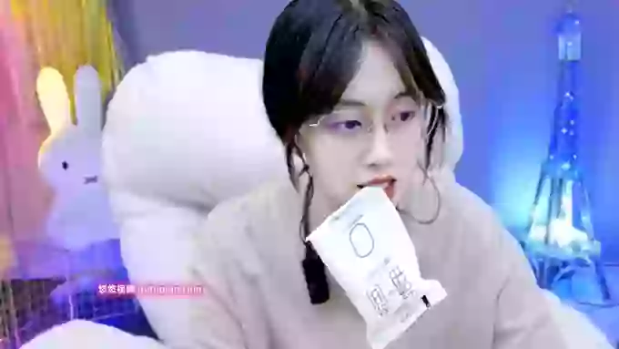 Rachel_TongTong