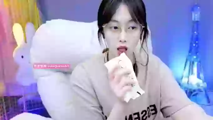 Rachel_TongTong