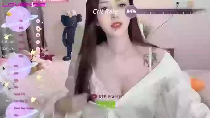 Naomi--18