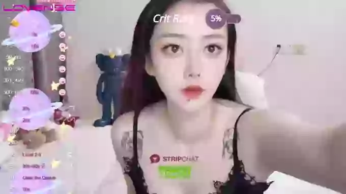 Naomi--18