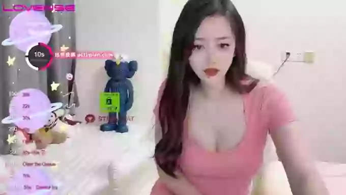 Naomi--18