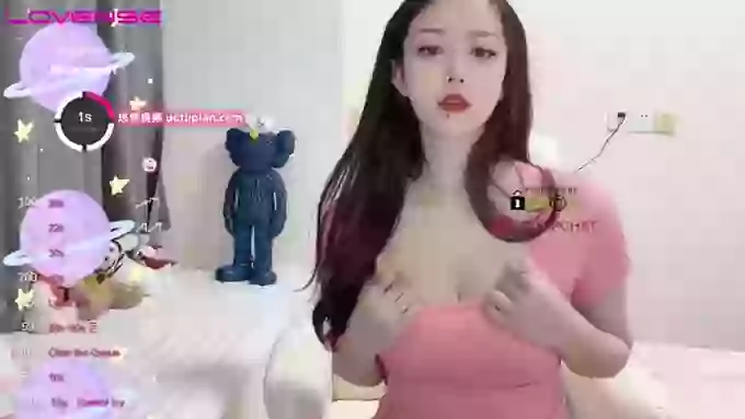 Naomi--18
