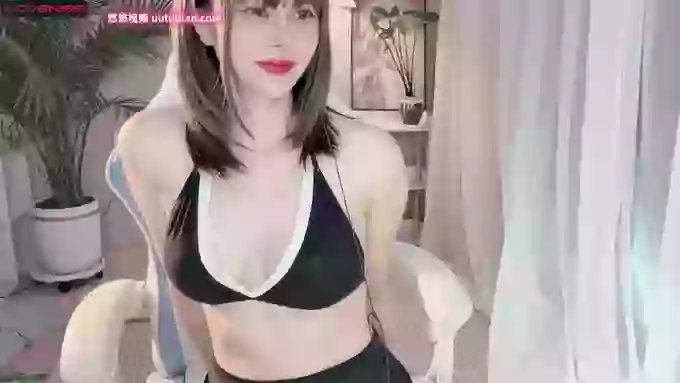 Ella_CC