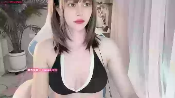 Ella_CC