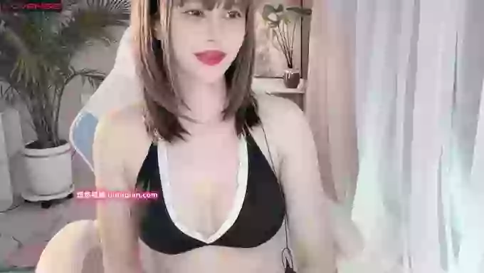 Ella_CC