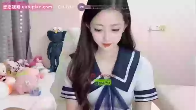 Naomi--18