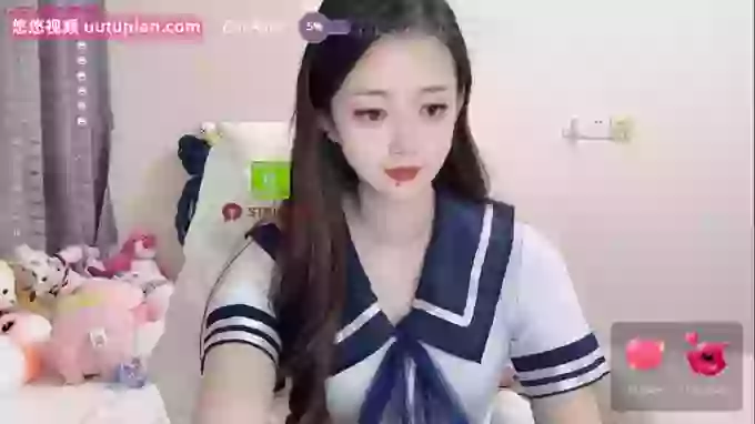 Naomi--18