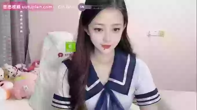 Naomi--18