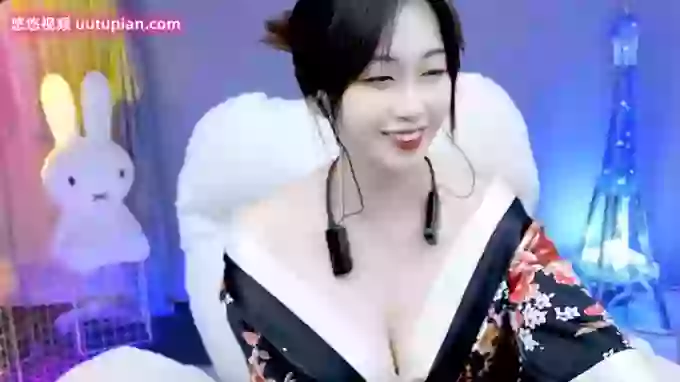 Rachel_TongTong