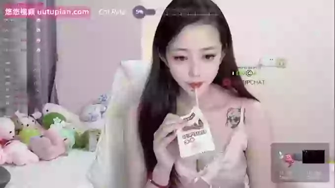 Naomi--18