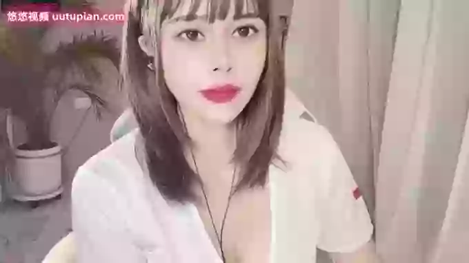 Ella_CC
