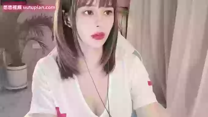 Ella_CC