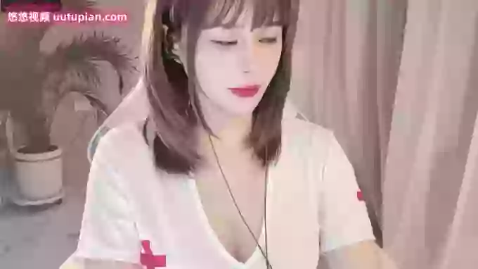 Ella_CC