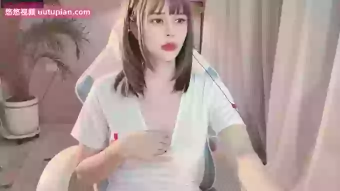 Ella_CC