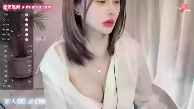 Ella_CC