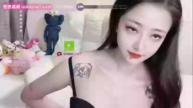 Naomi--18
