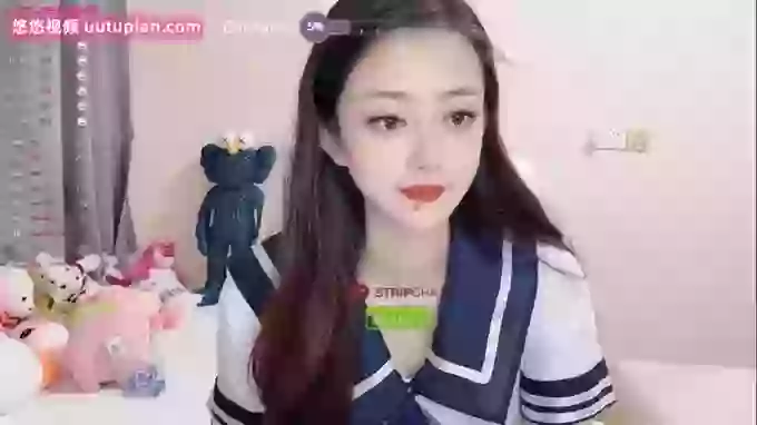 Naomi--18