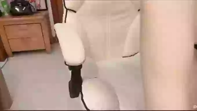 MissTINA_
