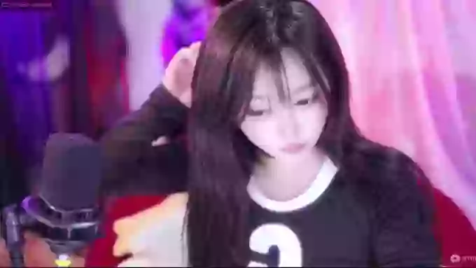 charming_NaNa21