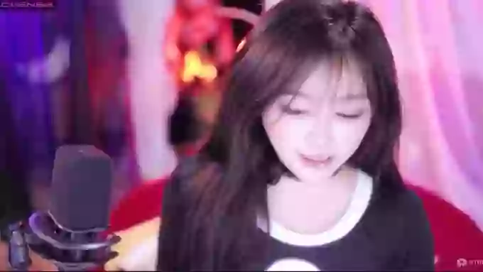 charming_NaNa21