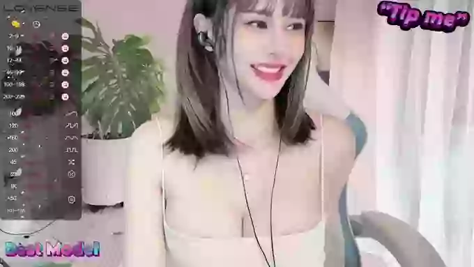 Ella_CC