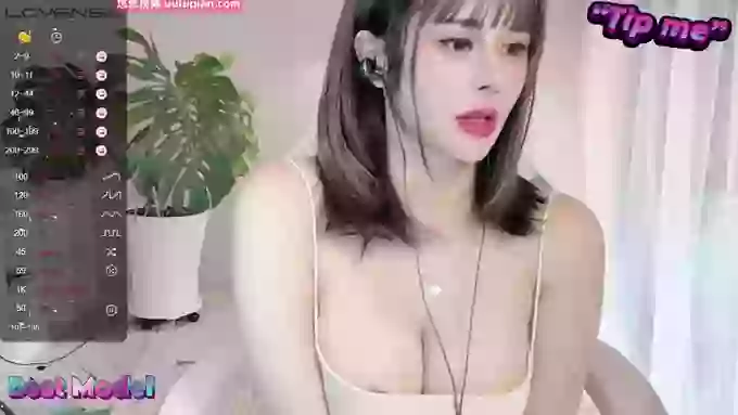 Ella_CC