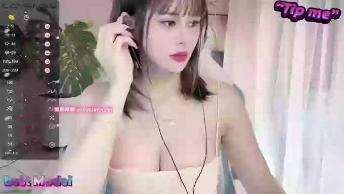 Ella_CC