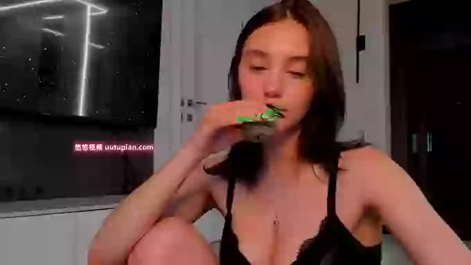 angella_klee