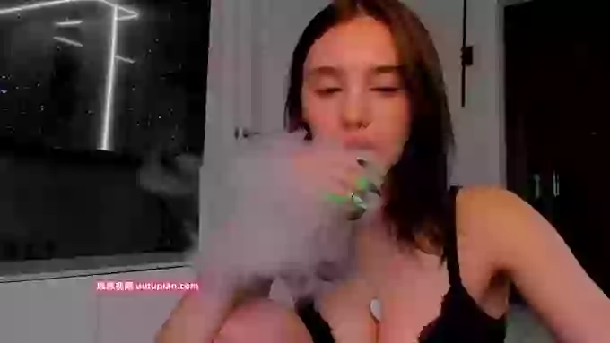angella_klee