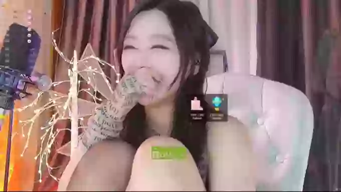charming_NaNa21