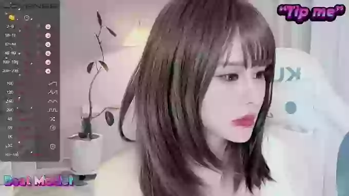 Ella_CC