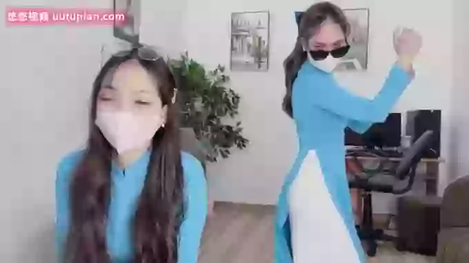 Mono-Stewardesss