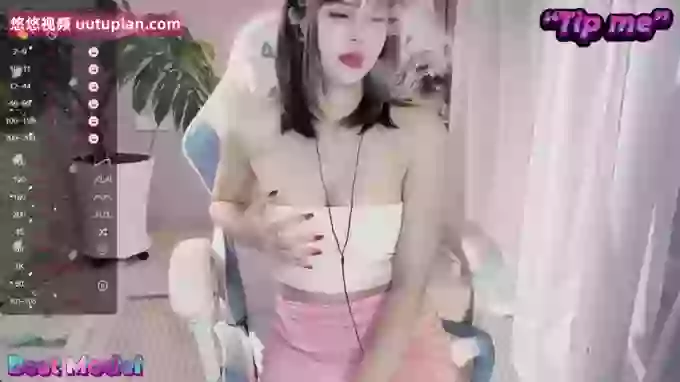 Ella_CC