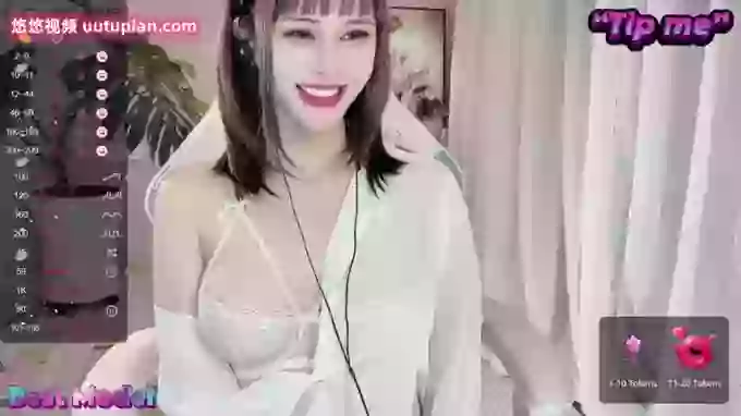 Ella_CC