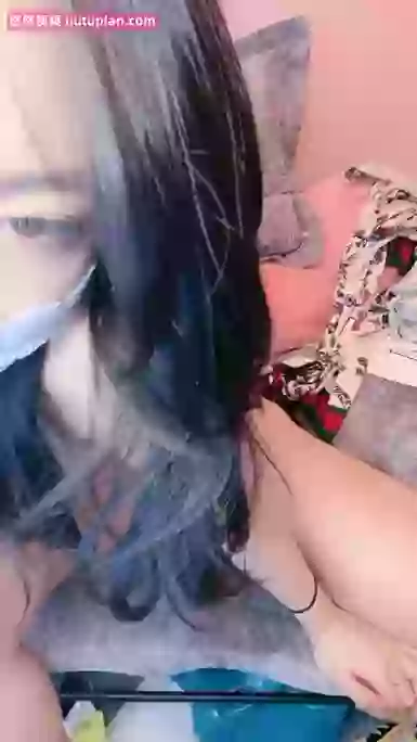 半糖-模特小米