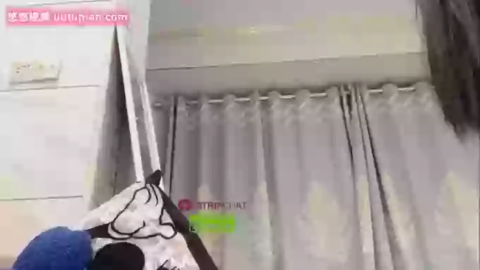V_Vicky