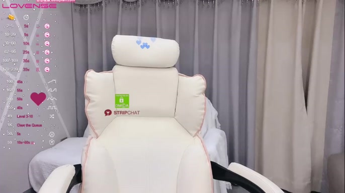 Miumiu_is