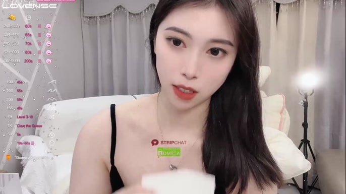 Miumiu_is