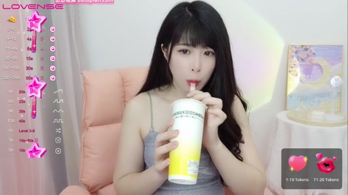 Tu-uXiXi
